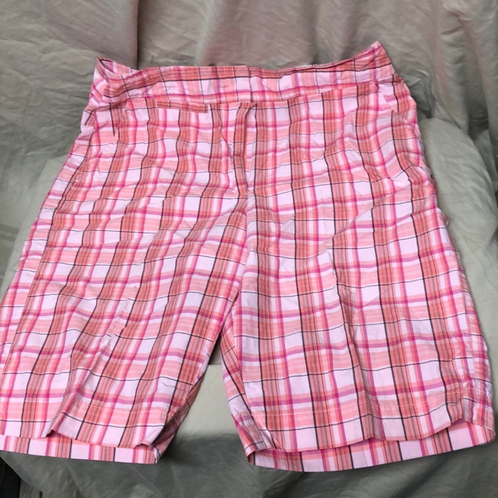 Basic addition classic‎ fit plaid shorts